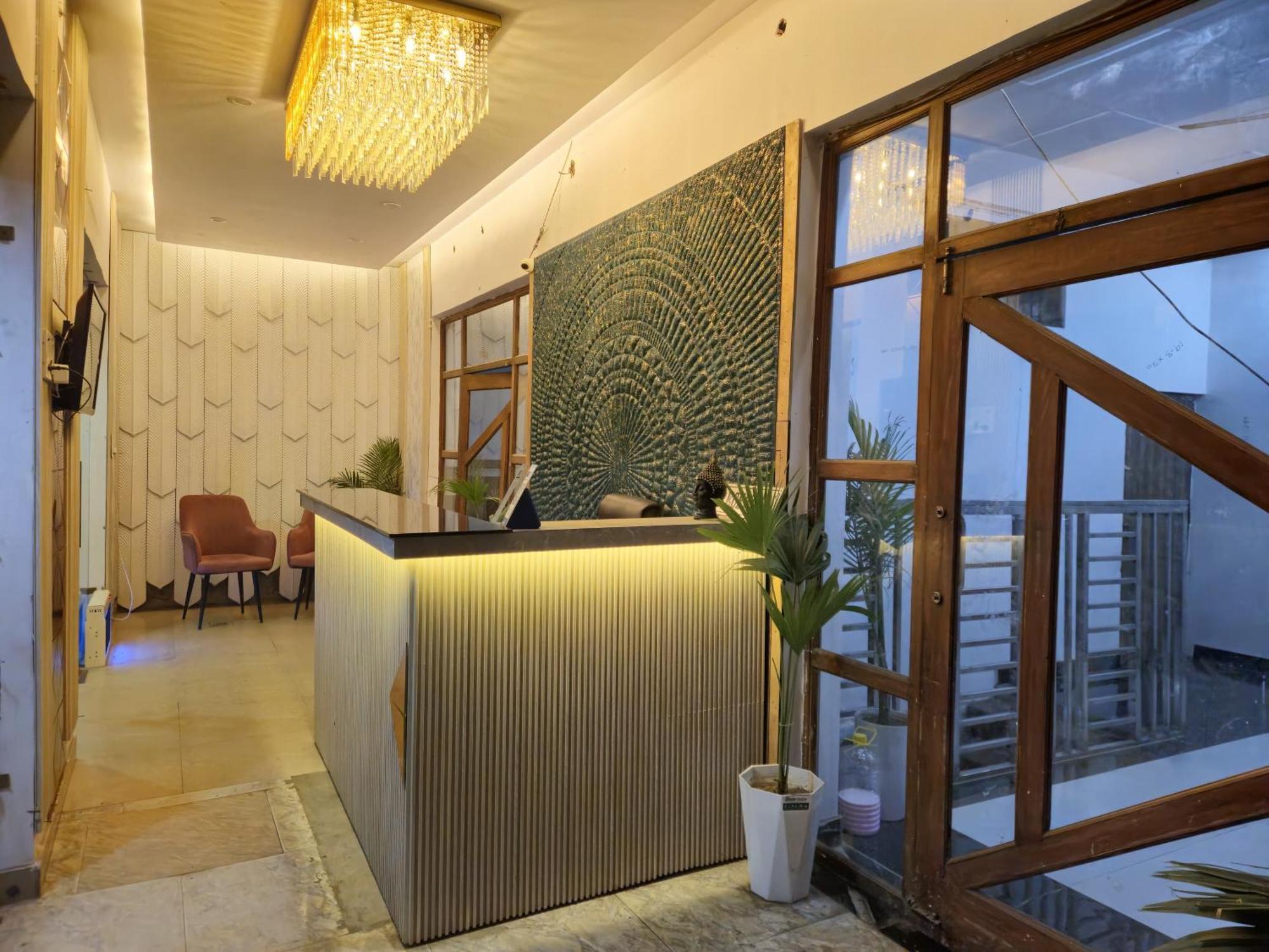 Hotel Royal Orchid Aligarh Exterior photo